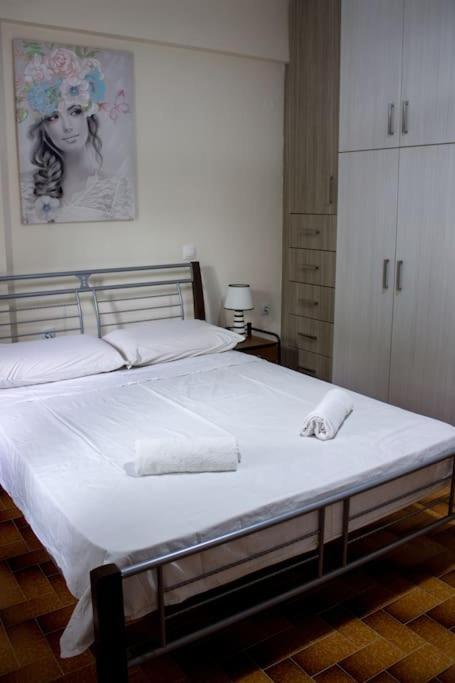 Spacious Apartment In The Heart Of Pythagorion Exterior photo